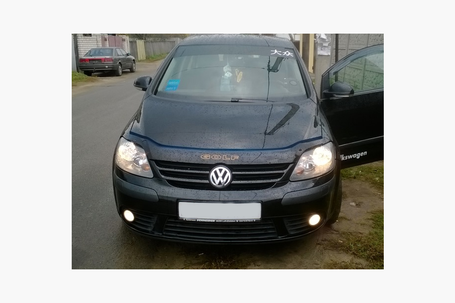 Volkswagen Golf Plus 2004–2014 Konepellin tuuliohjain (VIP) Image