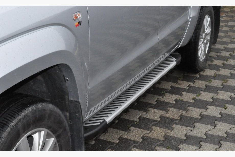 Volkswagen Amarok 2010–2022 Sivukynnykset Line (2 kpl, alumiini) Image