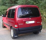 Citroen Berlingo 1996–2008 Premium-roiskeläpät syvennyksellä (2 kpl) kuva 2