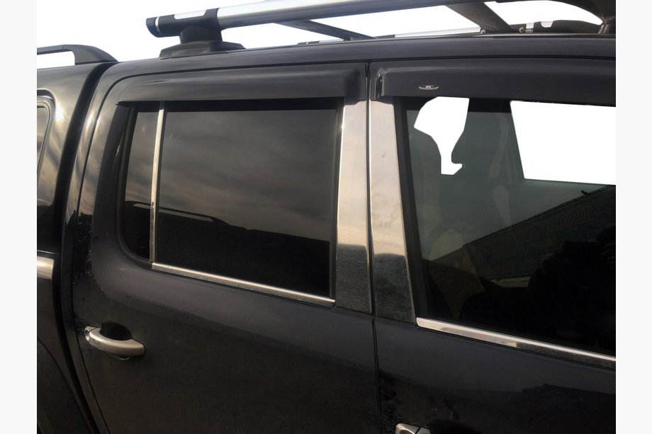 Volkswagen Amarok 2010–2022 Ovipilarien kromilistat (6 kpl, ruostumaton teräs) Image