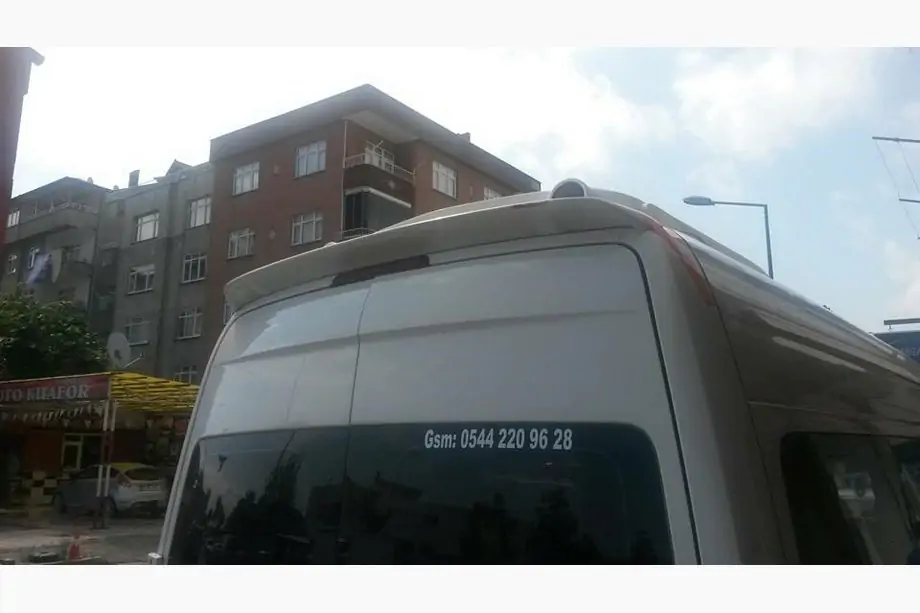 Volkswagen Crafter 2006–2016 Anatomik-spoileri (kapea malli, maalattava) Kuva 4