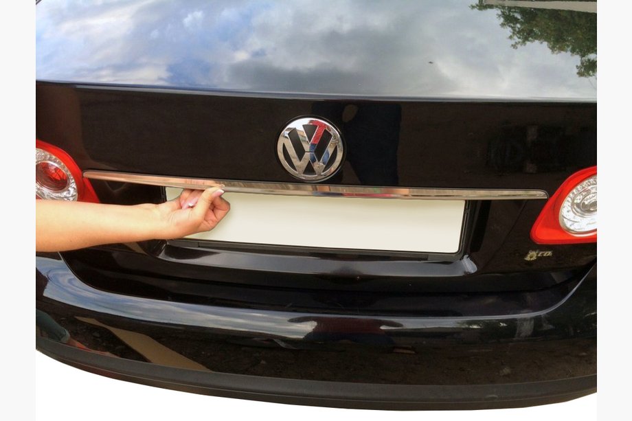 Volkswagen Jetta 2006–2011 Rekisterikilven ylälista (RST) Image