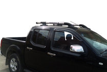 Nissan Navara 2006–2015 Kattokaiteet poikkitangoilla (2 kpl, kromi) kuva 2