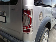 Ford Connect 2010–2013 Kromiset takavalojen peitelistat, versio №1 (2 kpl, muovi) kuva 1