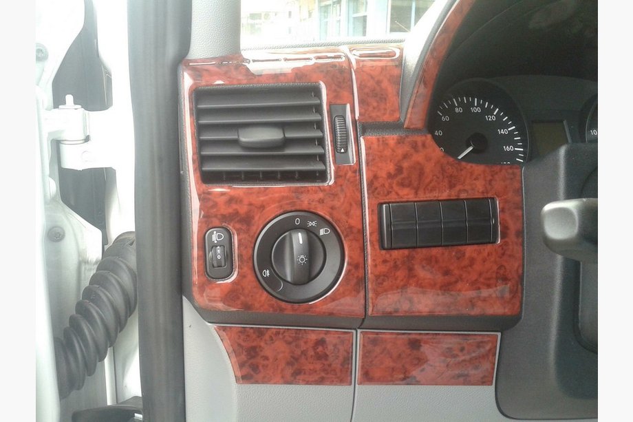 Volkswagen Crafter 2006–2016 Kojelaudan koristelistat (50 osaa) Puukuosi Kuva 8