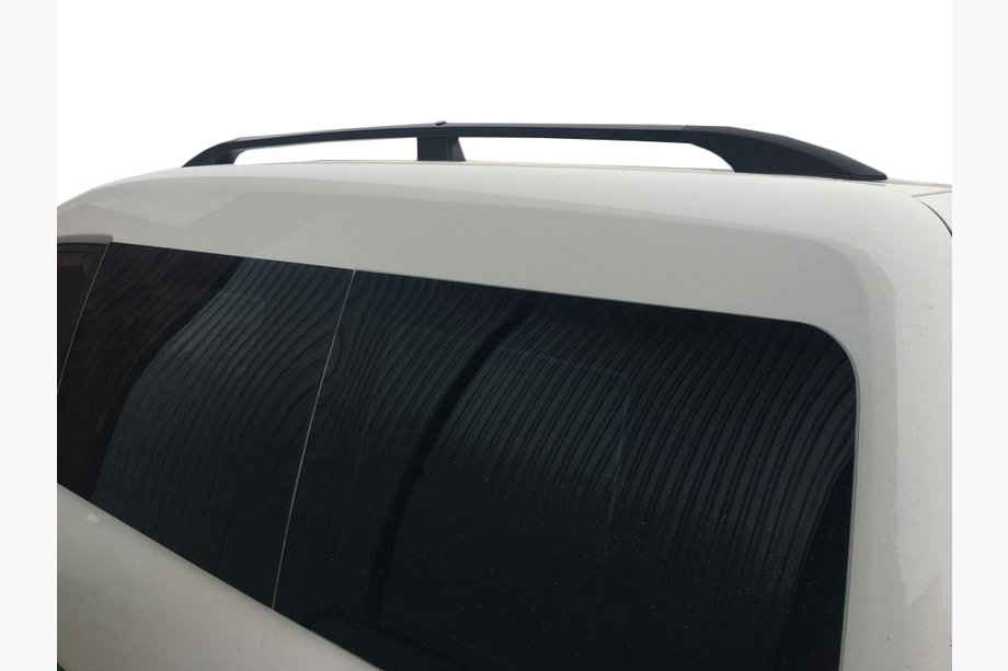 Volkswagen Caddy 2015–2020 Mustat kattokaiteet Image