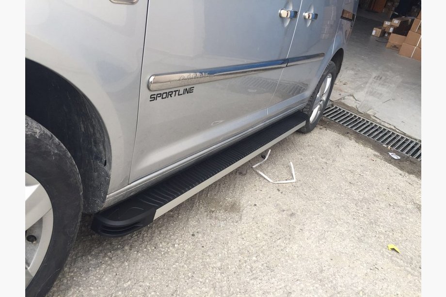 Volkswagen Caddy 2010–2015 Ovilistat (4 kpl, ruostumaton teräs) Vakiopohja, Carmos – turkkilainen teräs Image