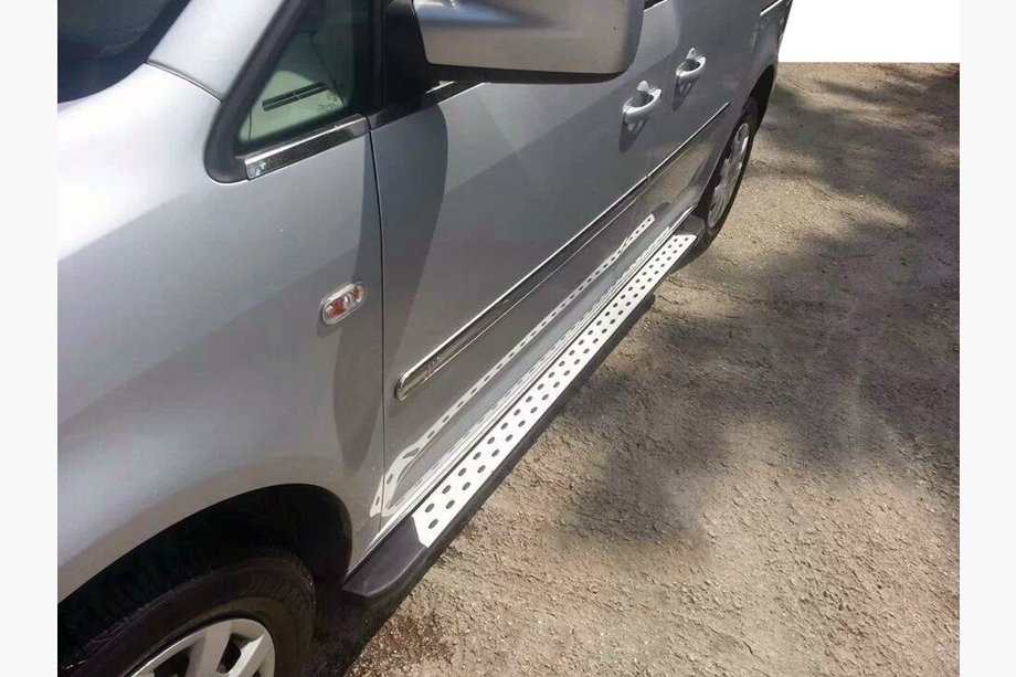 Volkswagen Caddy 2010–2015 DOT-Line sivuastinlaudat (2 kpl, alumiini) Image
