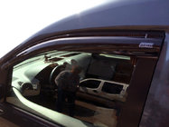 Volkswagen Caddy 2004–2010 Ikkunadeflektorit (2 kpl, TeamRacing) kuva 2