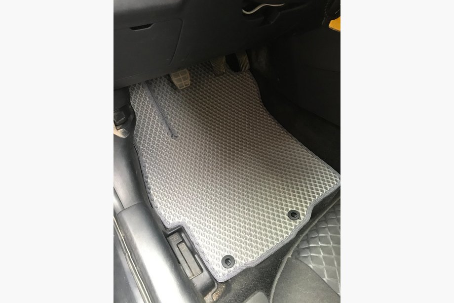 Mitsubishi Lancer X 2008– EVA-mattosarja (vaaleanharmaa) Image