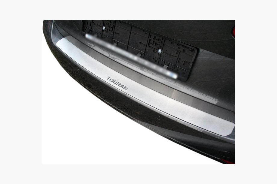 Volkswagen Touran 2010–2015 Takapuskurin suojalista Natanika (ruostumaton teräs) Kuva 1