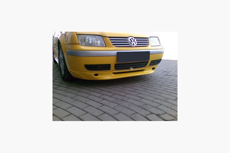 Volkswagen Bora 1998–2004 Etupuskurin alalippa (maalattava) Image