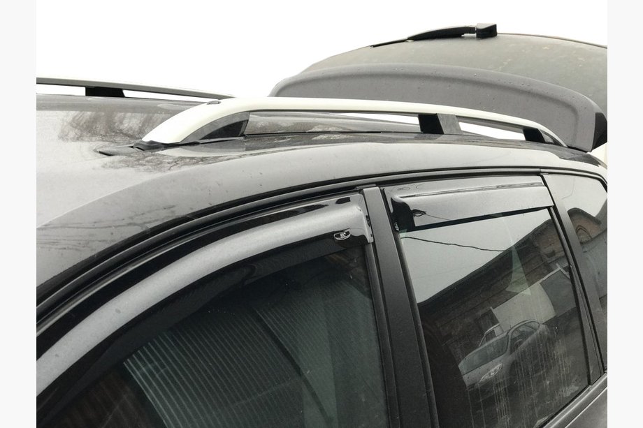 Volkswagen Touareg 2002–2010 Skyport kattokaiteet (harmaa matta) Image
