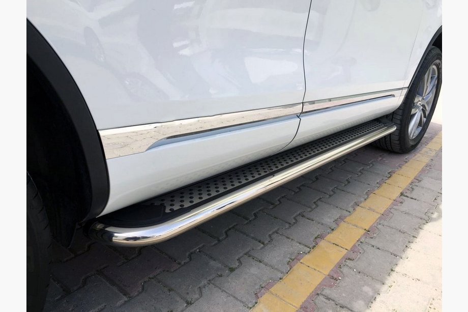 Volkswagen Amarok 2010–2022 Maydos V2 sivuportaat (2 kpl, ruostumaton teräs) Image