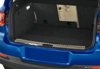 Volkswagen Tiguan 2007–2016 Takakynnyksen suojalista OmsaLine (rst) kuva 3