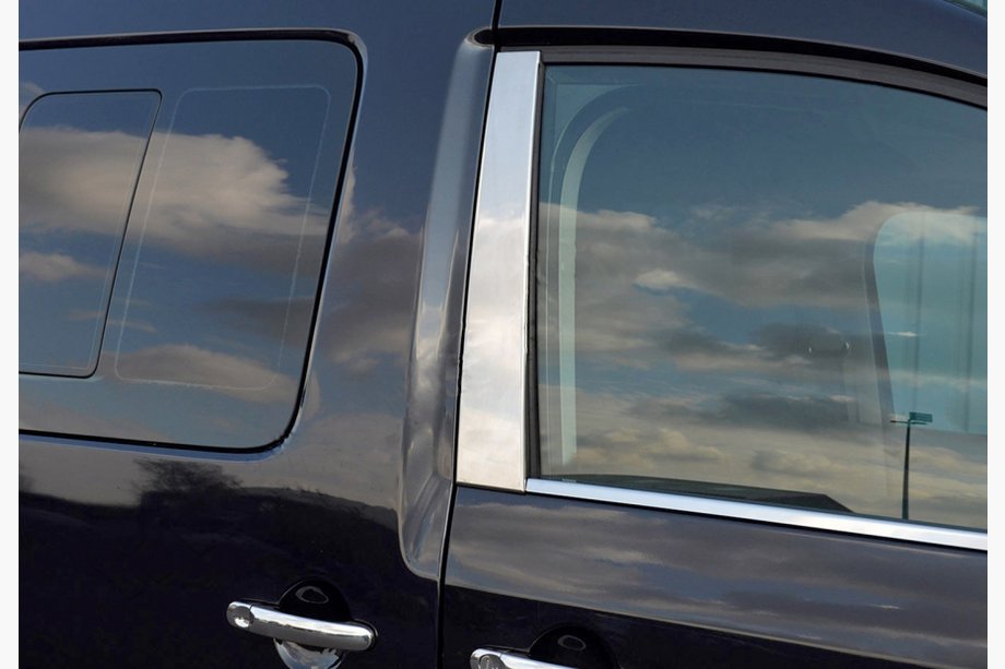 Volkswagen Caddy 2010–2015 Pilarilistat (2 kpl, ruostumaton teräs) OmsaLine – italialainen ruostumaton teräs Image