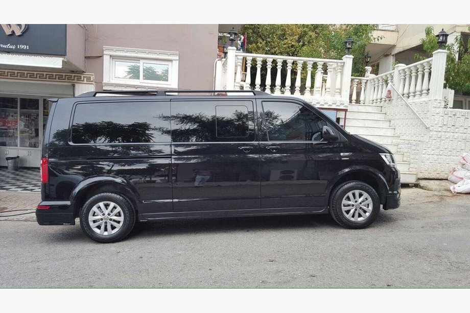 Volkswagen T5 Transporter 2003–2010 Skyport kattokaiteet (mustat) Lyhyt akseliväli Kuva 2