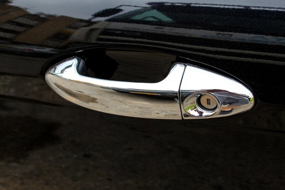 Ford Fiesta 2008–2017 Ovenkahvan suojakuoret (4 kpl, ruostumaton teräs) Image