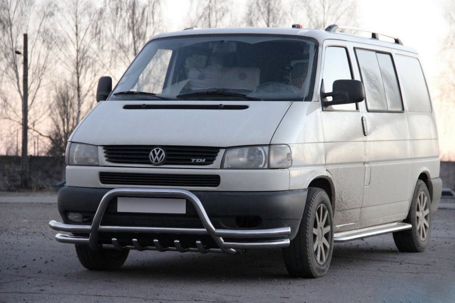 Volkswagen T4 Transporter 1990–2003 Bullbar WT003 Plus-2 (ruostumaton teräs) Image
