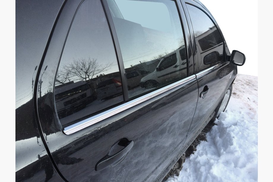 Skoda Fabia 2000–2007 Ikkunankehyksen ulkolistat (4 kpl, ruostumaton teräs) Image