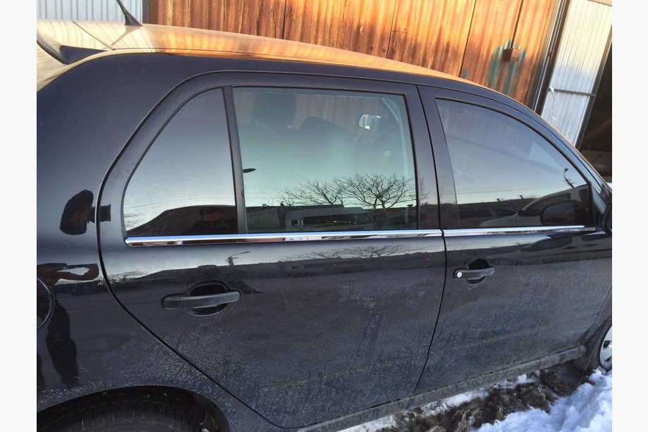 Skoda Fabia 2000–2007 Ikkunankehyksen ulkolistat (4 kpl, ruostumaton teräs) Carmos - turkkilainen teräs Kuva 2