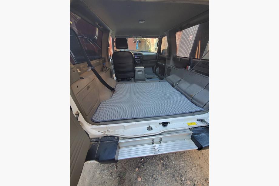 Nissan Patrol Y61 1997–2011 Tavaratilan matto, lyhyt (EVA, harmaa) Image