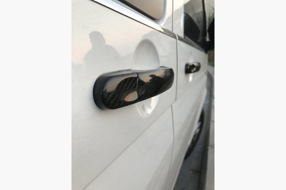 Volkswagen Caddy 2010–2015 Ovenkahvojen suojakuoret (aito hiilikuitu) Kuva 2