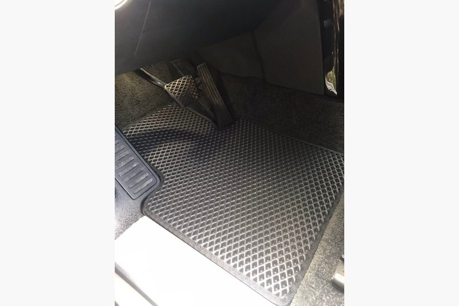 Range Rover III L322 2002–2012 EVA-lattiamatot (mustat) V-1 Image