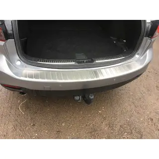 Takapuskurin suojalista Carmos (SW, ruostumaton teräs) kuva 1