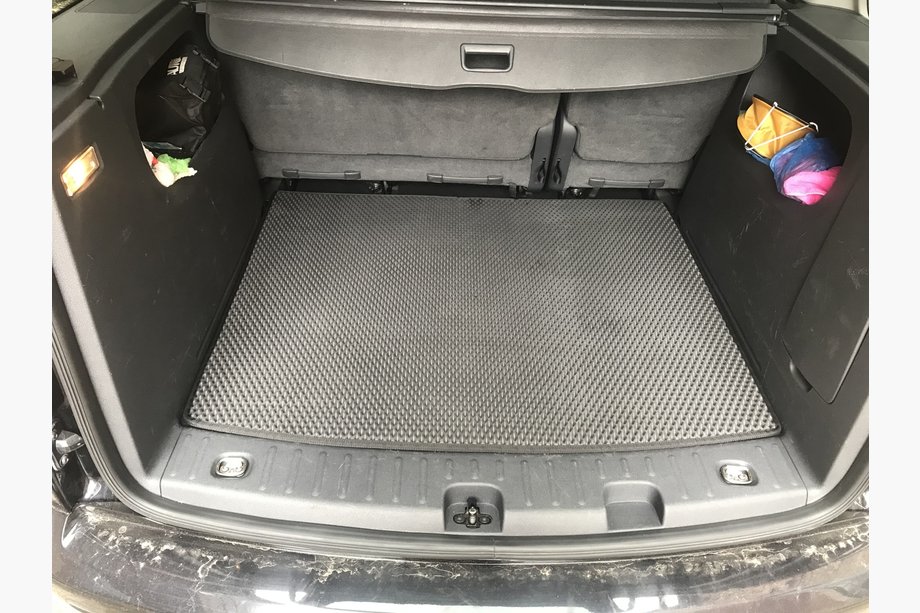 Volkswagen Caddy 2004–2010 Tavaratilan matto, standardi (EVA, musta) Image