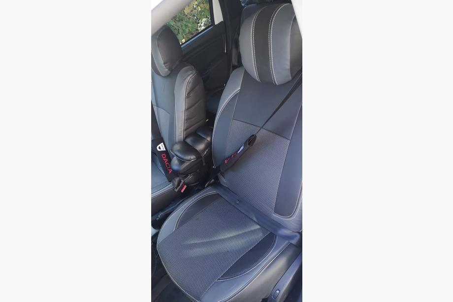 Renault Duster 2008–2017 Auton penkinpäälliset (keinonahka↗kangas, Premium) Image