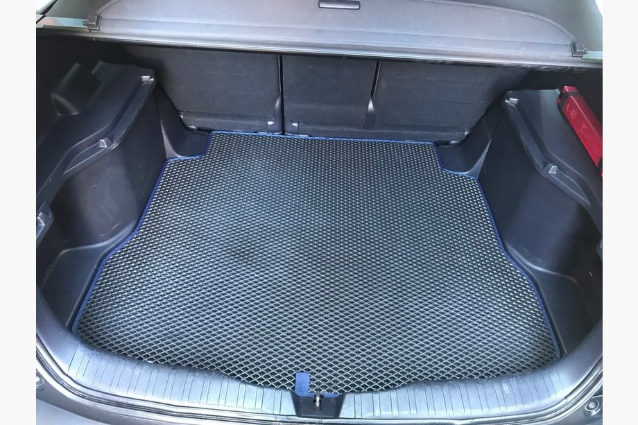 Honda CRV 2007–2011 Tavaratilan matto (EVA, musta) Image
