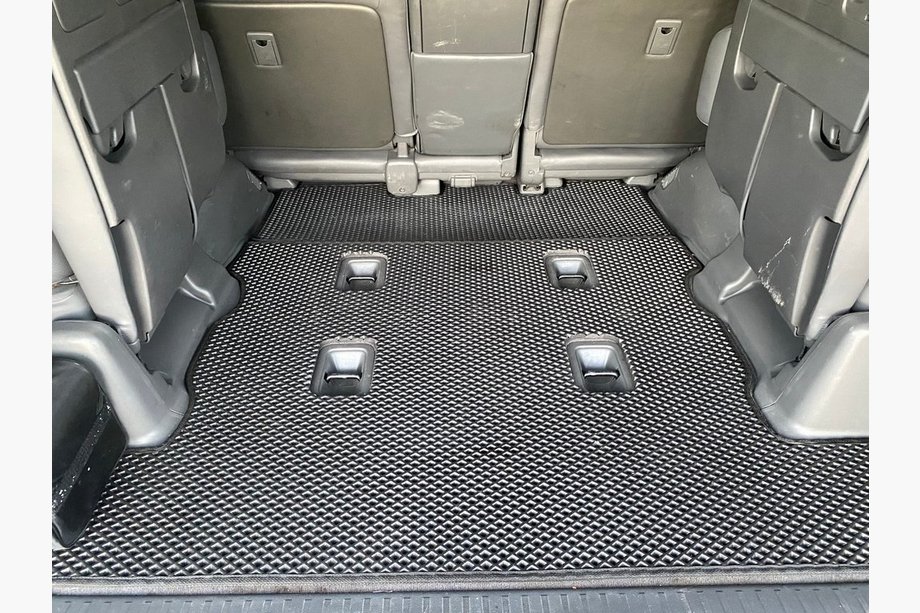Lexus LX570/450d 2008–2022 Tavaratilan matto 2 kpl (EVA, 7-paikkainen, musta) Image