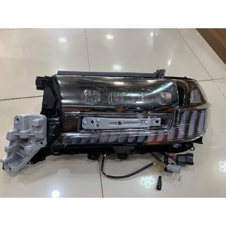 Etuajovalot 2016+ (Bugatti) Toyota Land Cruiser 200 2007–2021 kuva 3