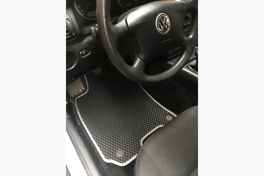 Volkswagen Passat B5 1997–2005 EVA-lattiamatot (mustat) Image