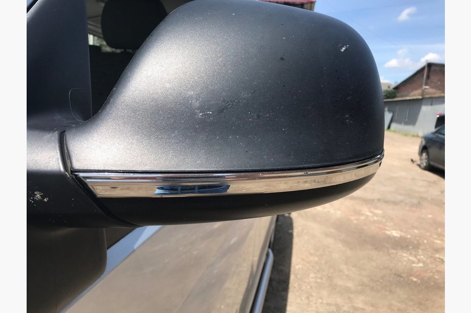 Volkswagen Amarok 2010–2022 Sivupeilin listat (2 kpl, ruostumaton teräs) Image