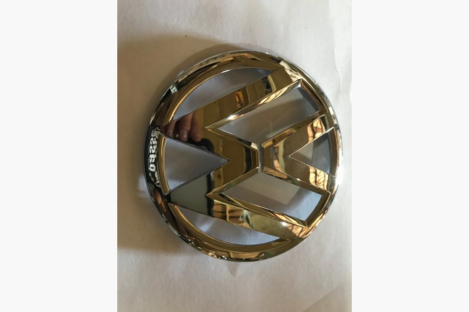 Volkswagen Touareg 2010–2018 Etumerkki (yläosa, alkuperäinen) Image