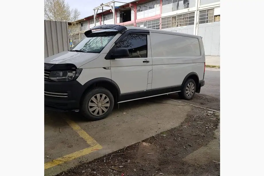 Volkswagen T5 Caravelle 2004–2010 Lista- ja kaarilevikesarja (11 osaa) Image