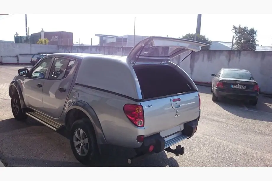 Mitsubishi L200 2006–2015 Lavakate Canopy commercial Image