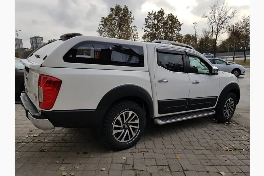 Nissan Navara/NP300 2016– Lavakate Canopy Image