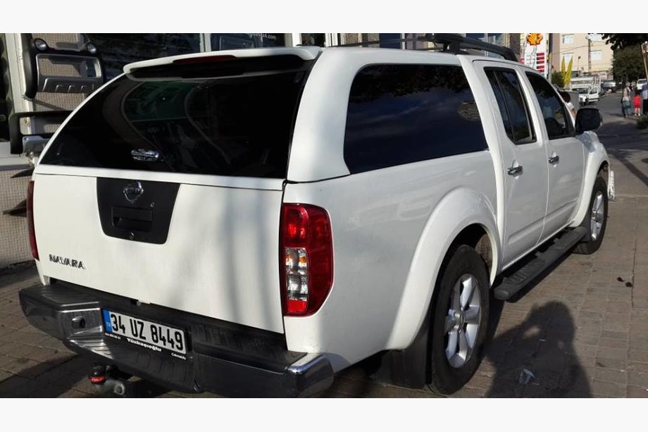 Nissan Navara 2006–2015 Lavakate Canopy Image