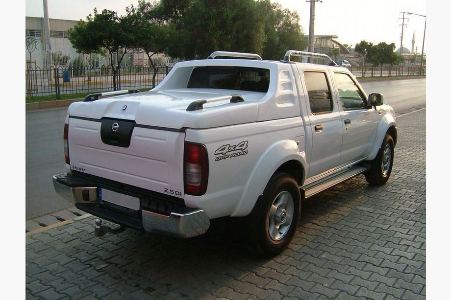 Nissan NP300 1999–2015 FULLBOX lavakatos Image