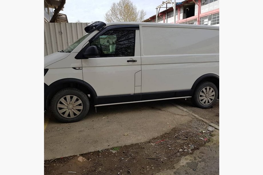 Volkswagen T5 Transporter 2003–2010 Lista- ja kaarilevikesarja (11 osaa) 1 ovi, lyhyt akselivali Kuva 6