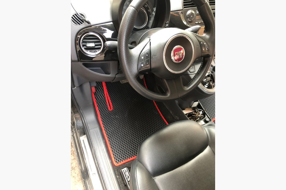 Fiat 500/500L 2013–2022 EVA-lattiamatot 500:een, mustat Image
