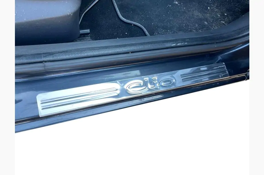 Renault Clio III 2005–2012 OmsaLine kynnyslistat (4 kpl, ruostumaton teräs) Image