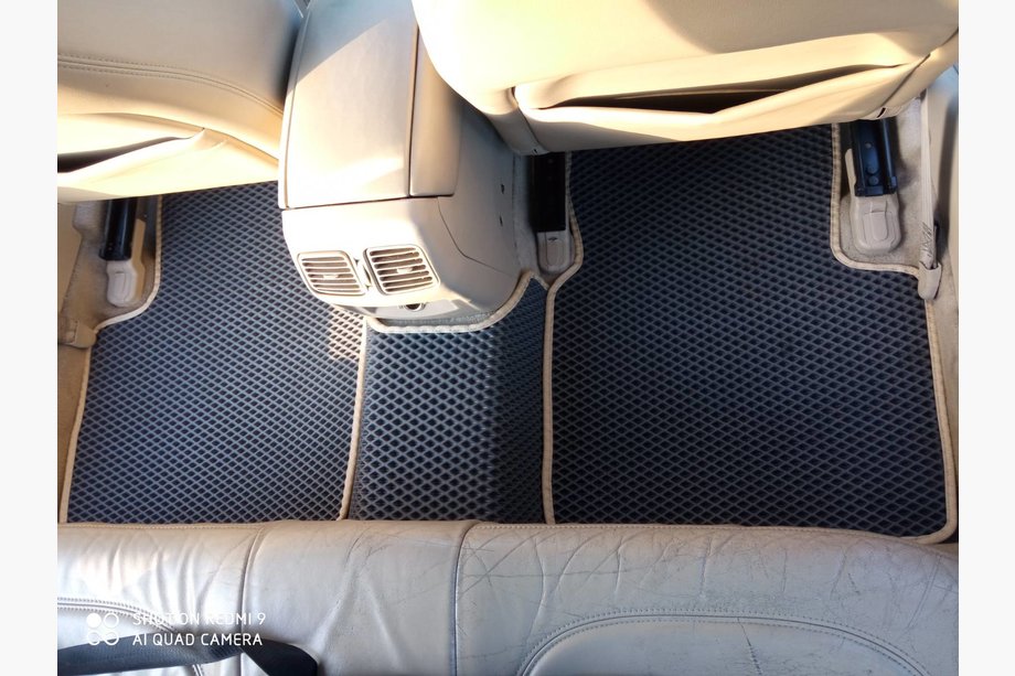 Hyundai Grandeur 2005–2011 Polyuretaani auton lattiamatot (EVA, mustat) Image