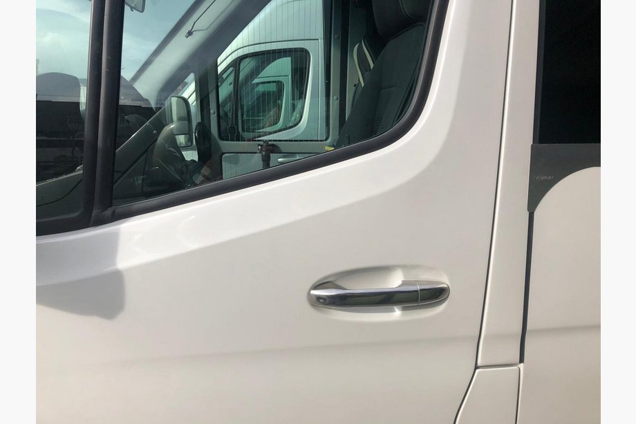 Mercedes Sprinter W907/W910 2018– Ovenkahvojen suojakuoret (ruostumaton teräs) 5 kpl, OmsaLine – italialaista ruostumatonta terästä Image
