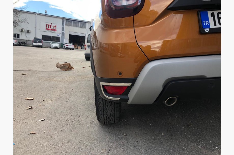 Renault Duster 2018–2024 Takapuskurin heijastimien kromilistat 2 kpl, ruostumaton teräs Carmos - turkkilainen teräs Image
