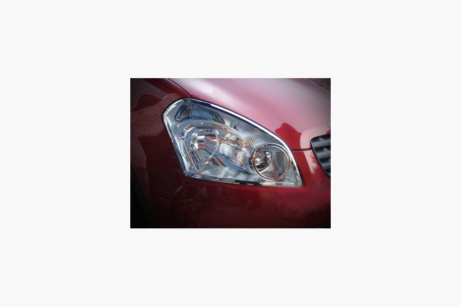Nissan Qashqai 2007–2010 Ajovalojen koristelistat (2 kpl, muovi) Image