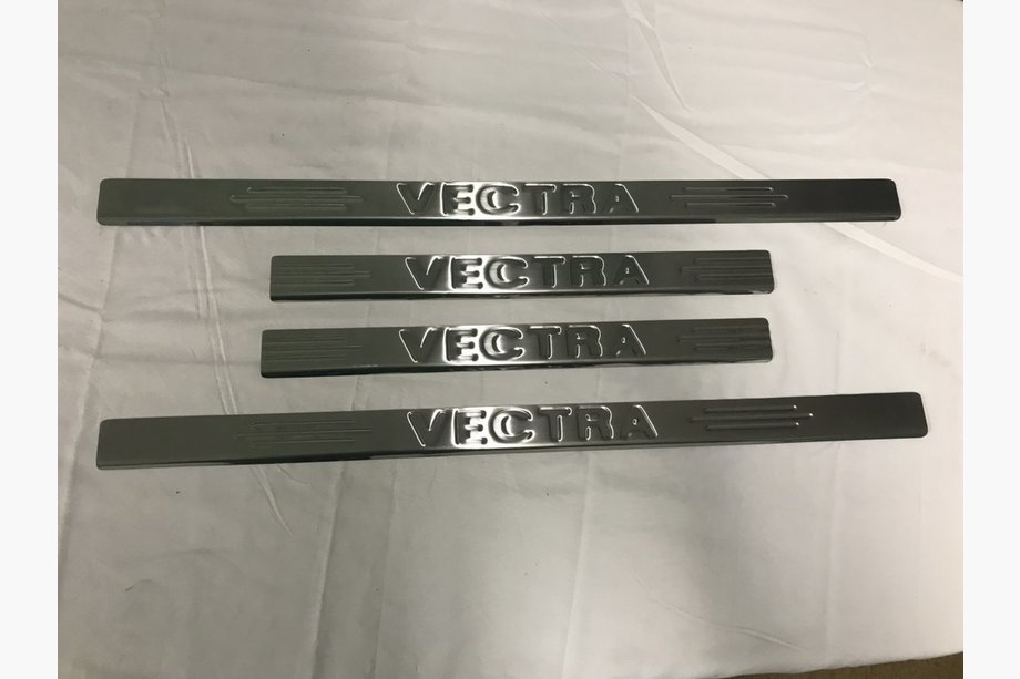 Opel Vectra A 1987–1995 Carmos-kynnyslistat (4 kpl, ruostumaton teräs) Image
